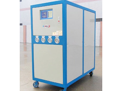  工業冷水機廠家怎樣介紹低溫冷水機組的類別？